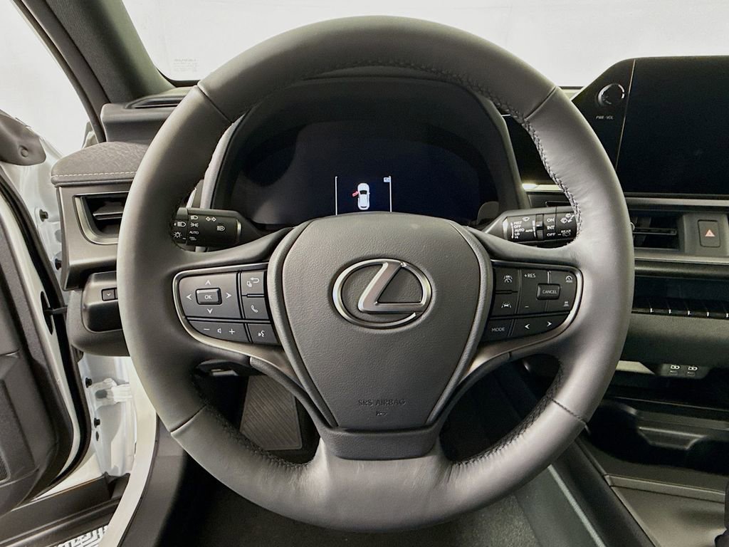 New 2025 Lexus UX 300h FWD image 10