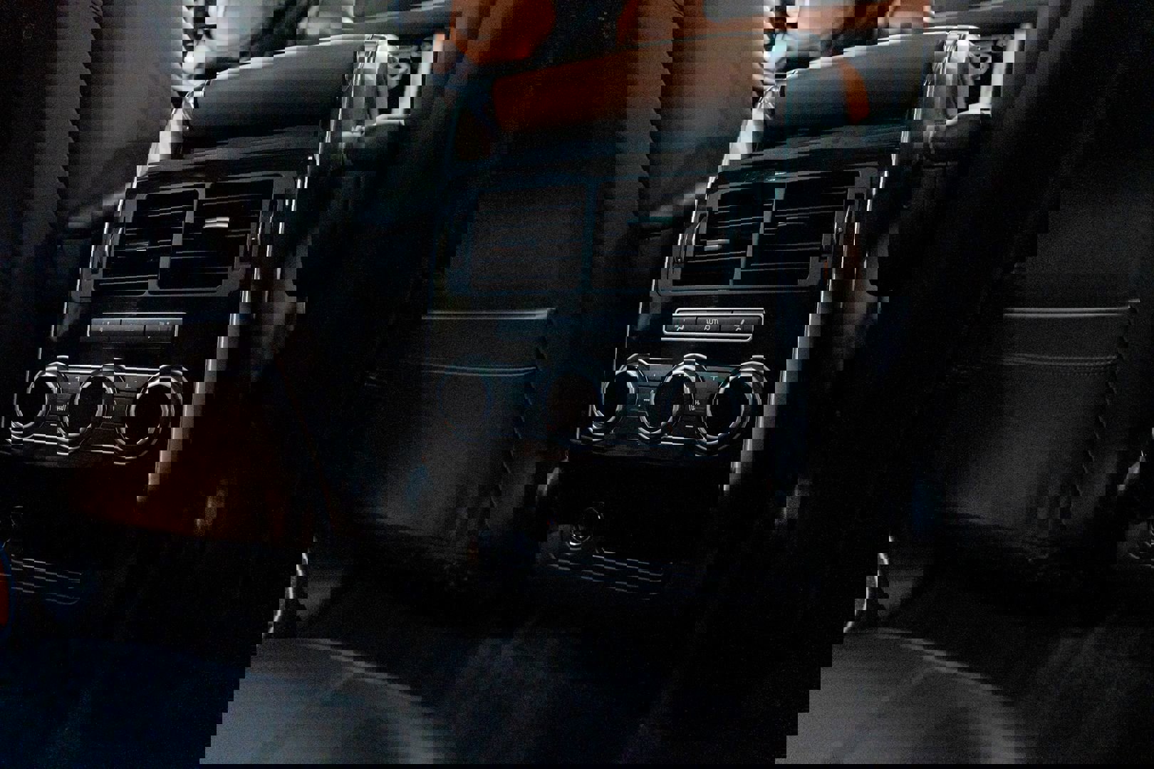 Used 2017 Land Rover Range Rover Sport Autobiography image 22