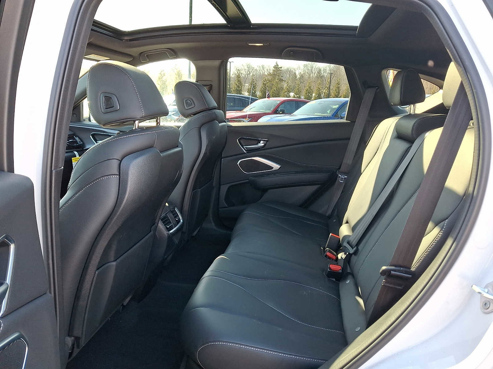 Used 2026 Acura RDX SH-AWD image 10