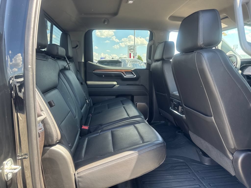 Used 2023 GMC Sierra 1500 Denali AWD/4WD image 12