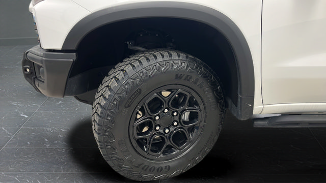 Used 2024 Chevrolet Silverado 1500 ZR2 w/ ZR2 Bison Edition AWD/4WD image 28