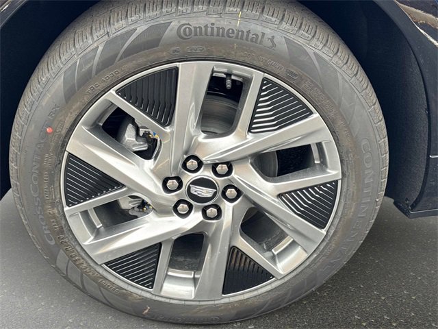 New 2026 Cadillac Optiq Luxury 1 image 9