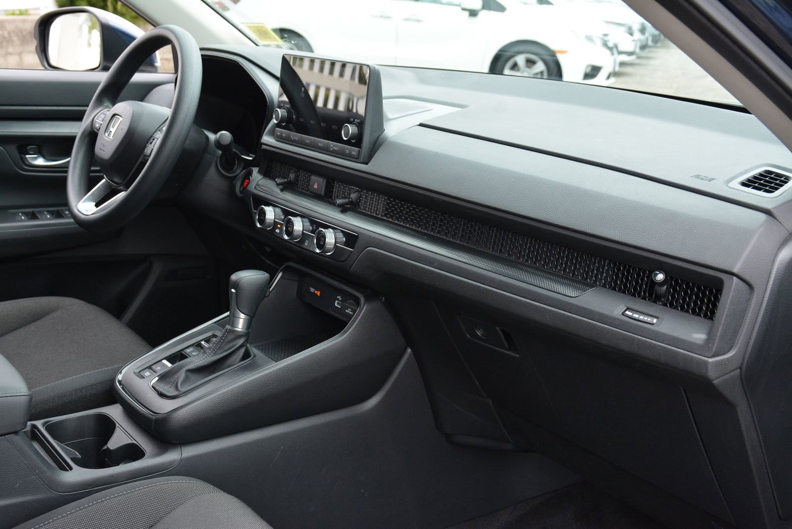 Used 2025 Honda CR-V LX image 20