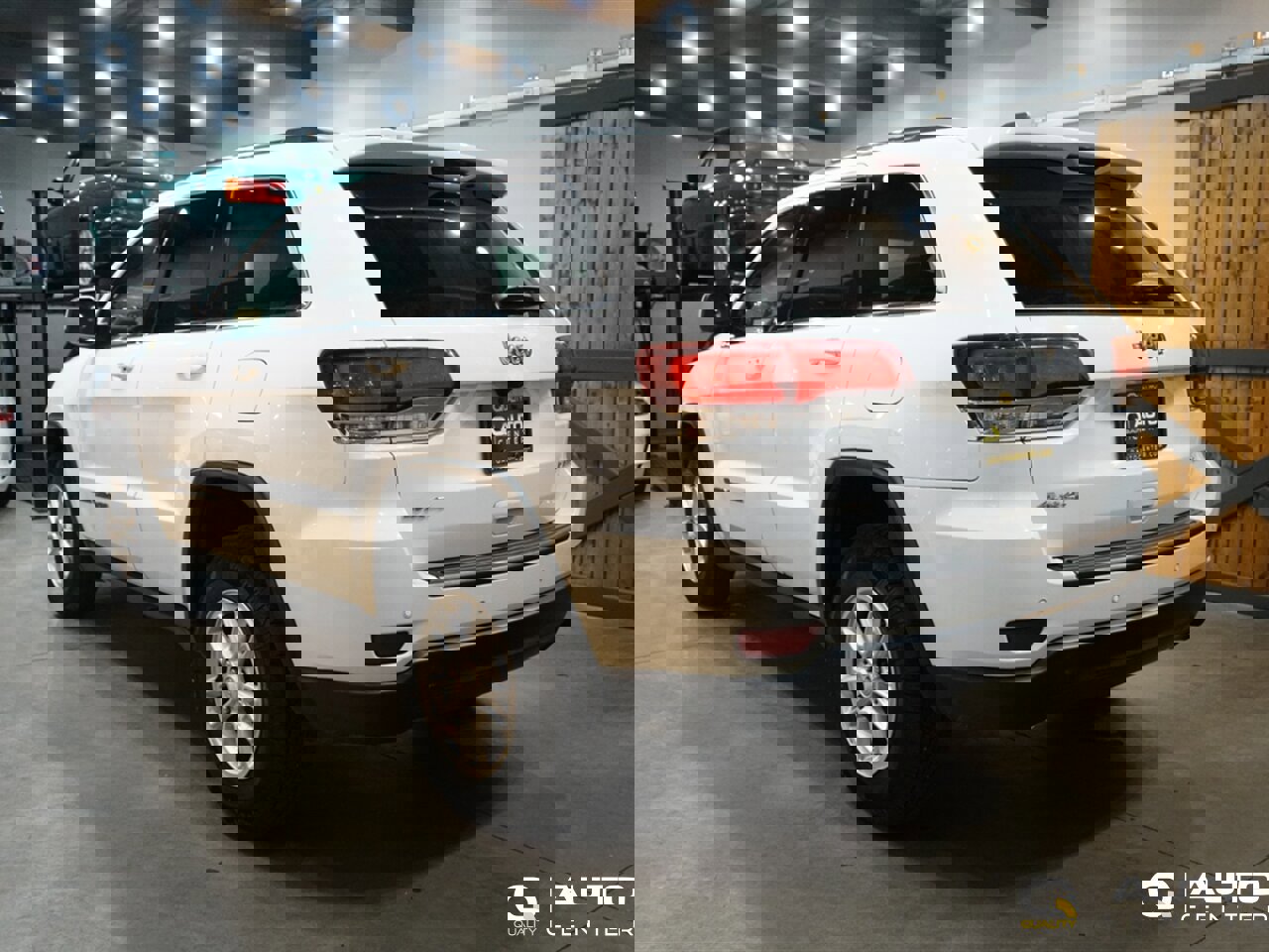 Used 2020 Jeep Grand Cherokee Laredo image 6