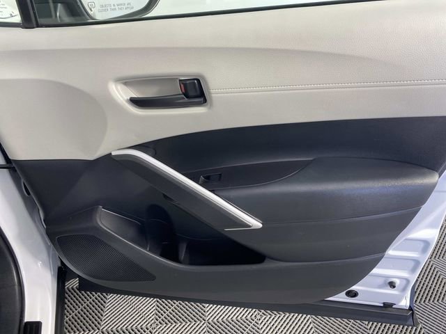 Used 2025 Toyota Corolla Cross L AWD/4WD image 23
