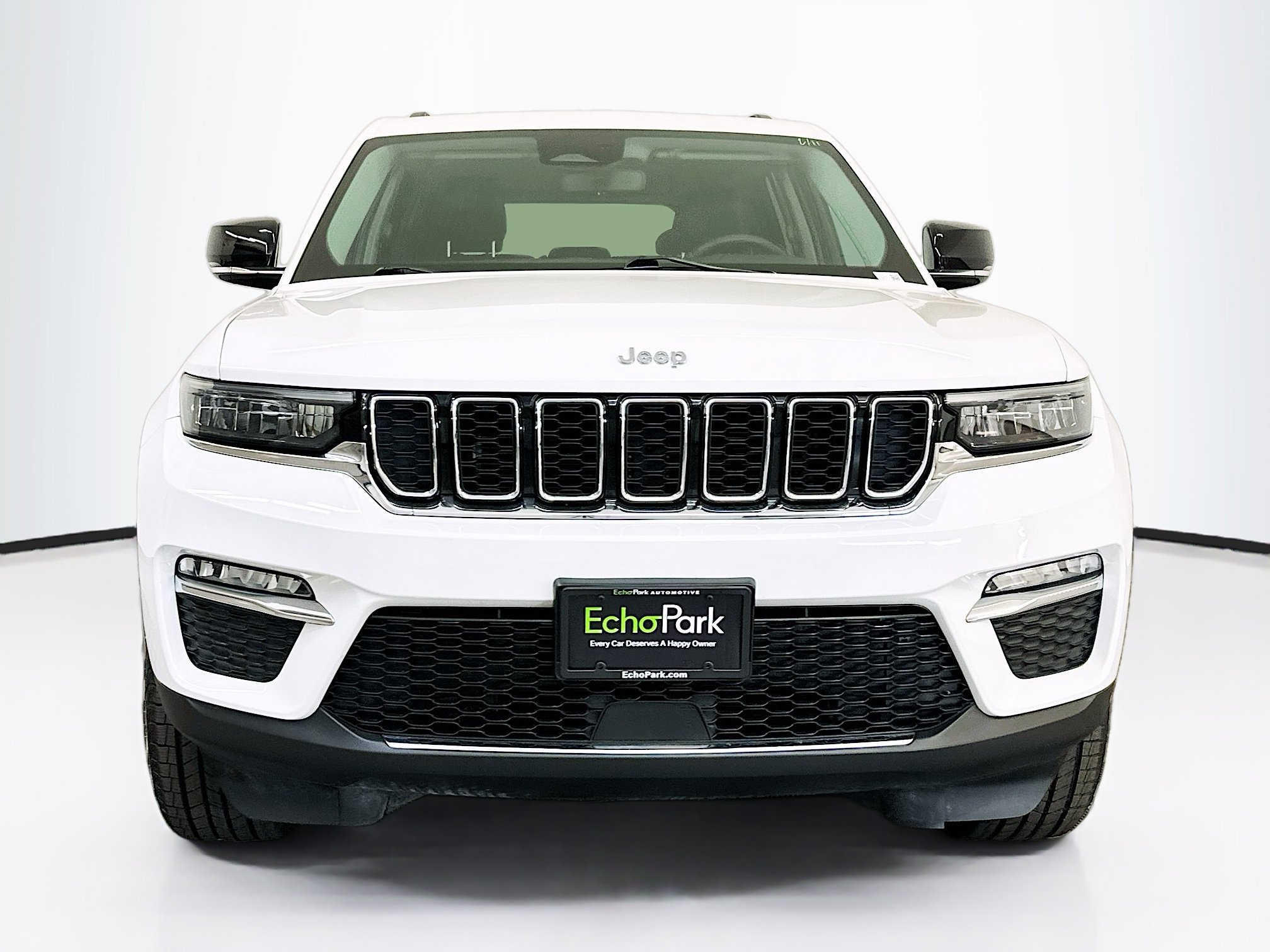 Used 2023 Jeep Grand Cherokee Limited w/ Trailer Tow Prep Group (B) image 2