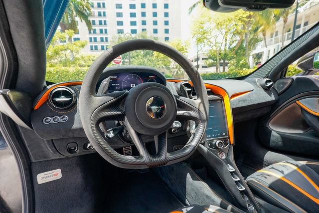Used 2018 McLaren 720S Performance RWD image 66
