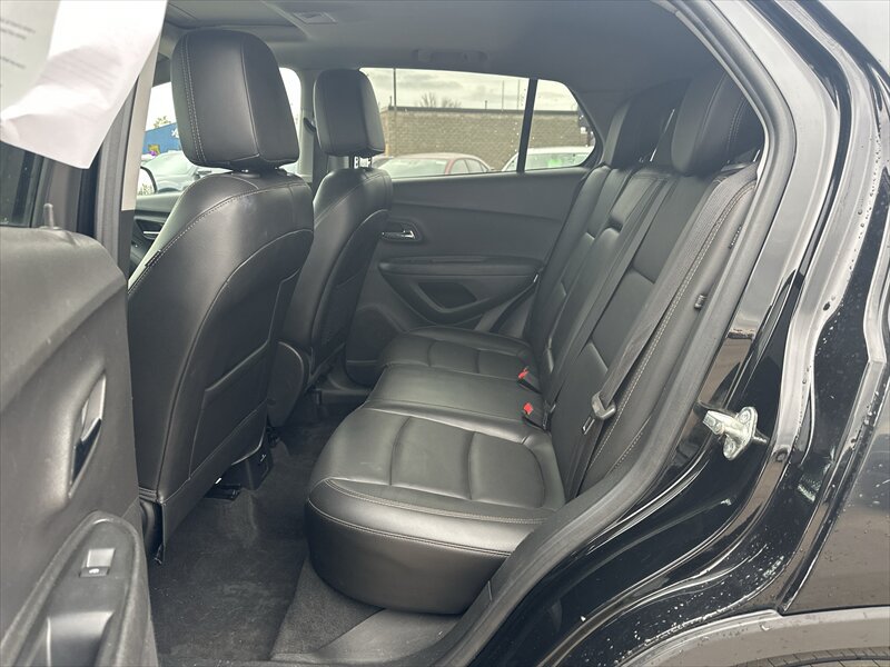 Used 2019 Chevrolet Trax Premier w/ LPO, Protection Package AWD/4WD image 8