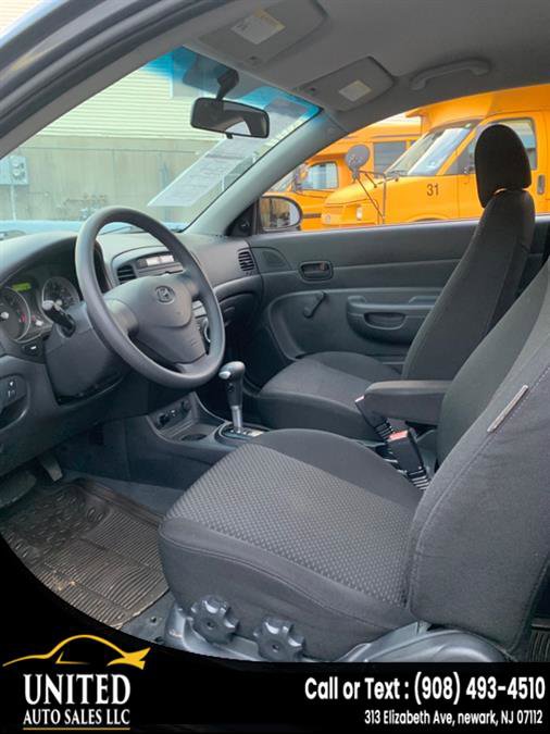 Used 2008 Hyundai Accent GS image 12