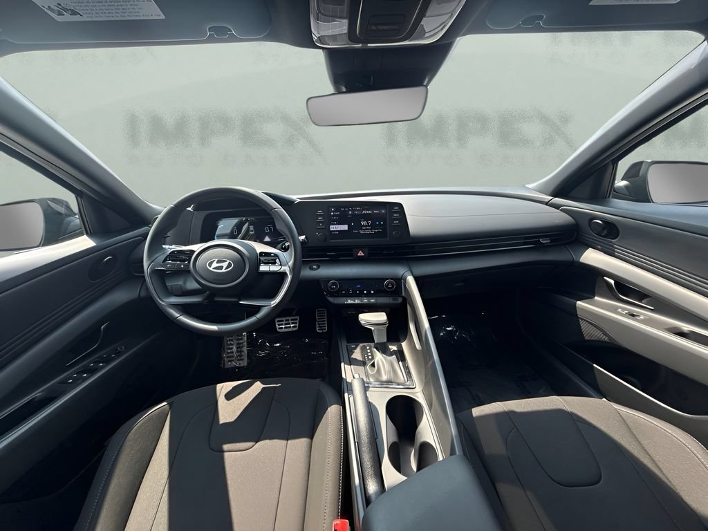 Used 2026 Hyundai Elantra Sport FWD image 7