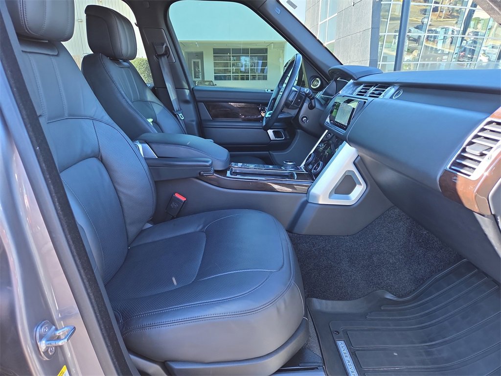 Used 2022 Land Rover Range Rover Westminster Edition image 16