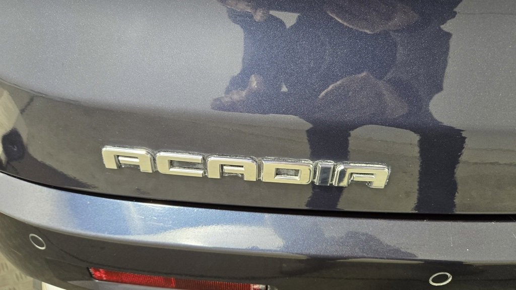 Used 2018 GMC Acadia Denali w/ LPO, Cargo Package image 25