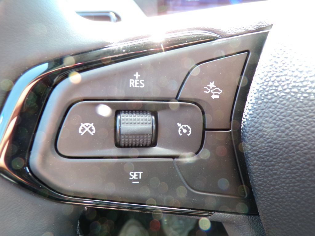 New 2027 Chevrolet Bolt RS FWD image 27