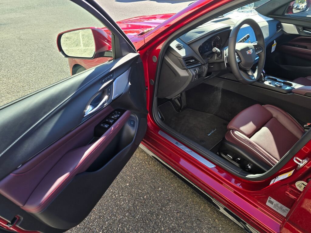 New 2026 Cadillac CT4 V image 19