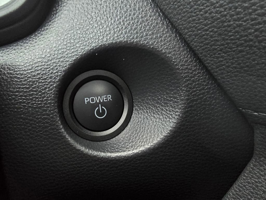 Used 2024 Toyota Corolla Cross SE w/ Moonroof Package image 27