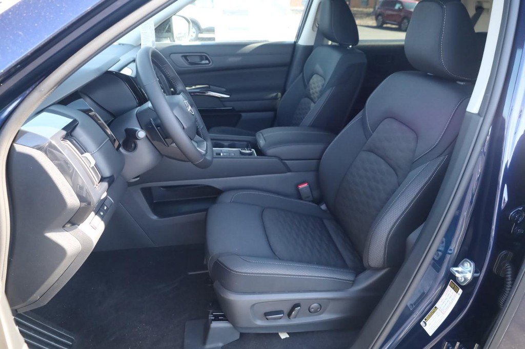 New 2026 Nissan Pathfinder SV AWD/4WD image 19