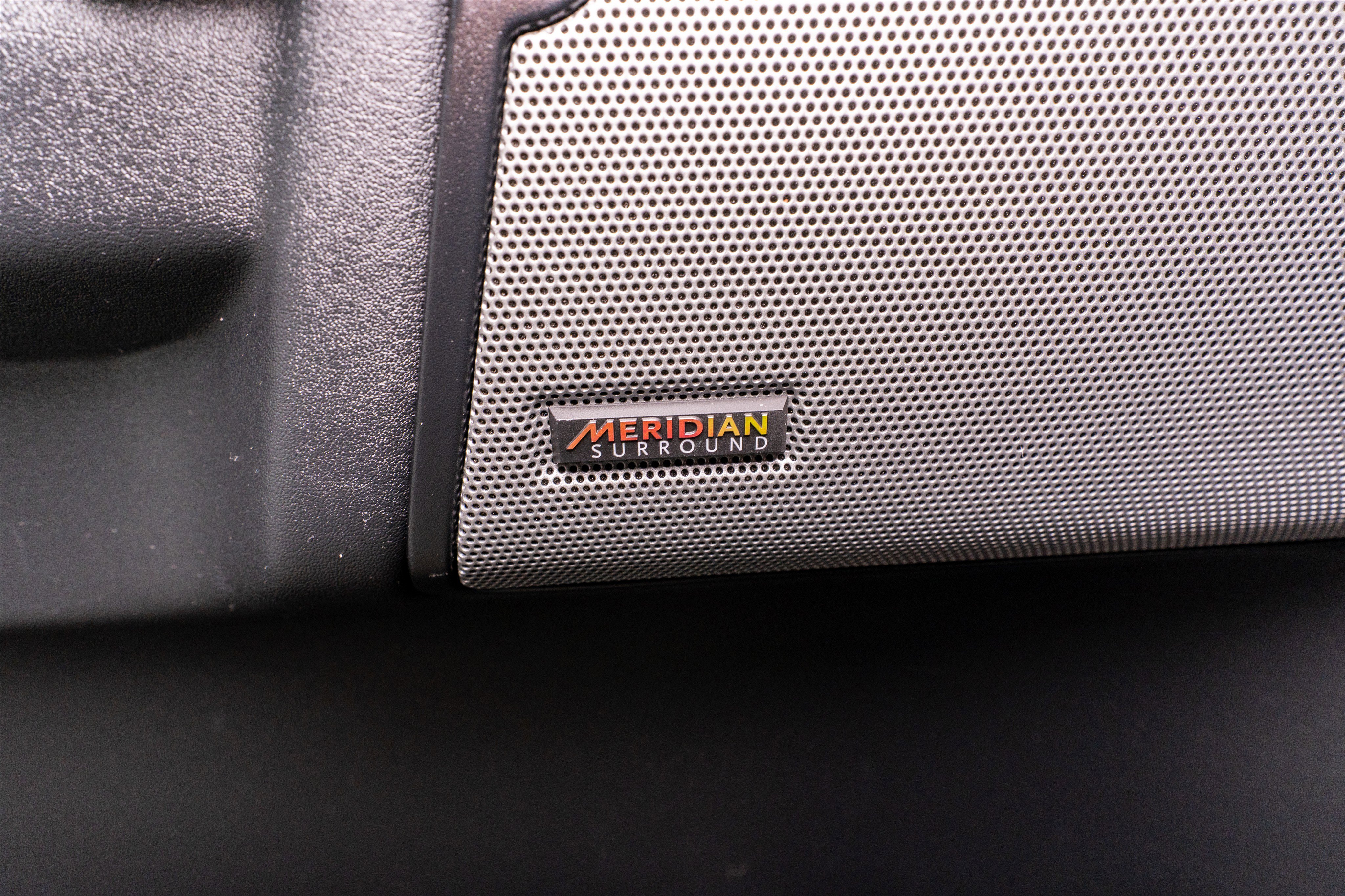 Used 2016 Land Rover LR4 HSE LUX image 16