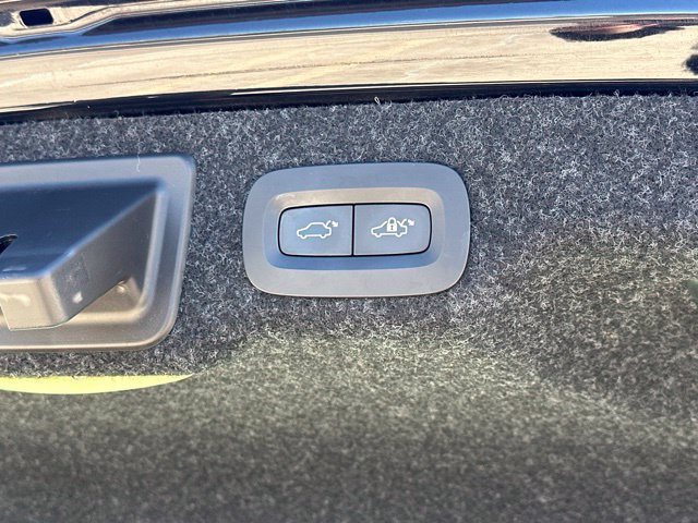 Used 2017 Volvo S90 T6 Inscription w/ Vision Package AWD/4WD image 34