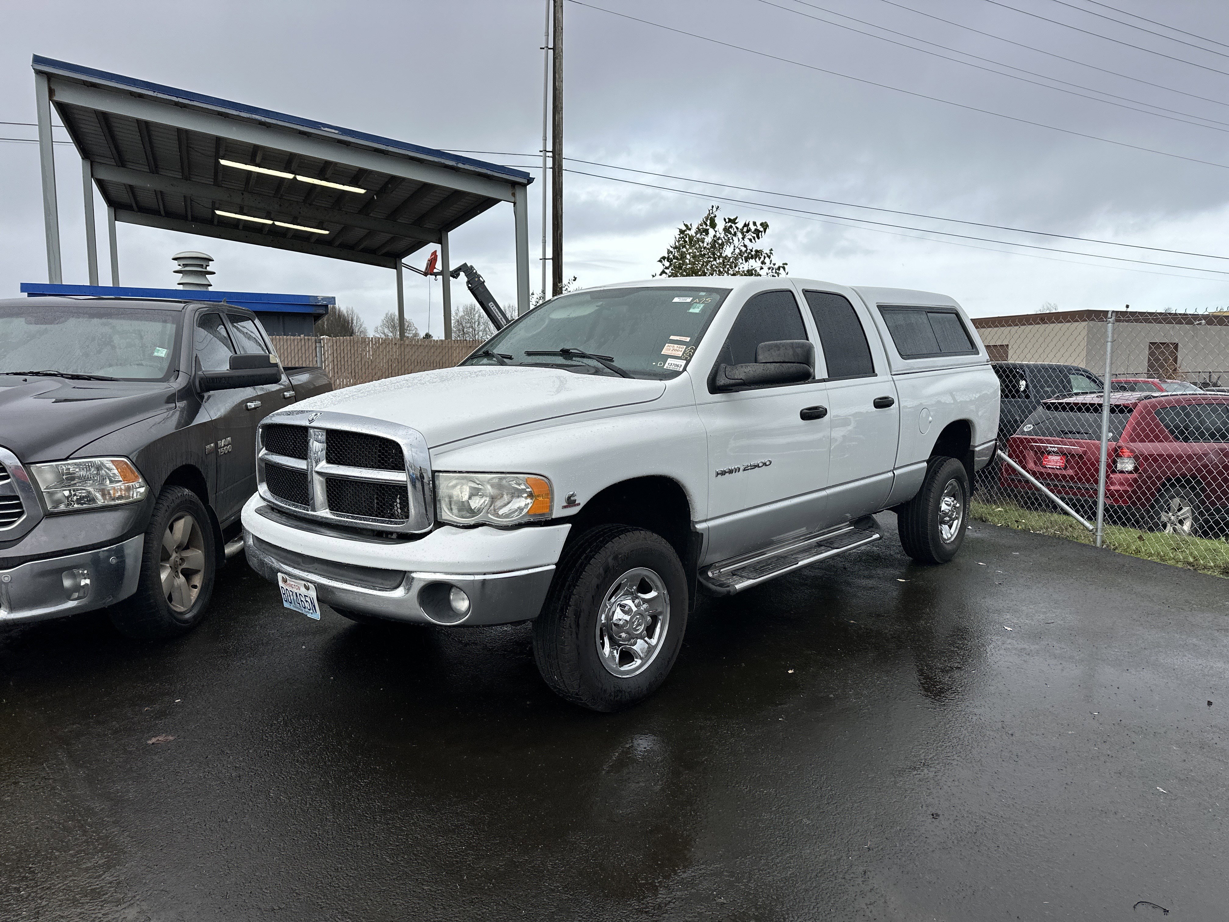 Used 2004 Dodge Ram 2500 Truck SLT w/ Trailer Tow Group AWD/4WD image 2