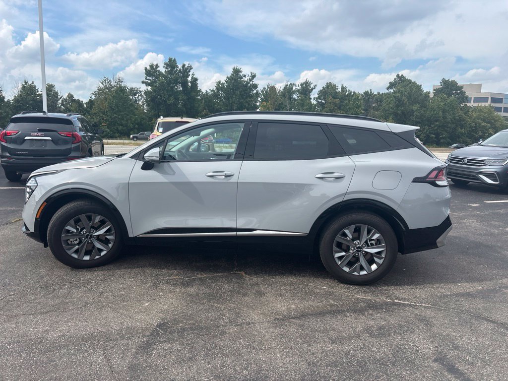 Certified 2025 Kia Sportage SX FWD image 11