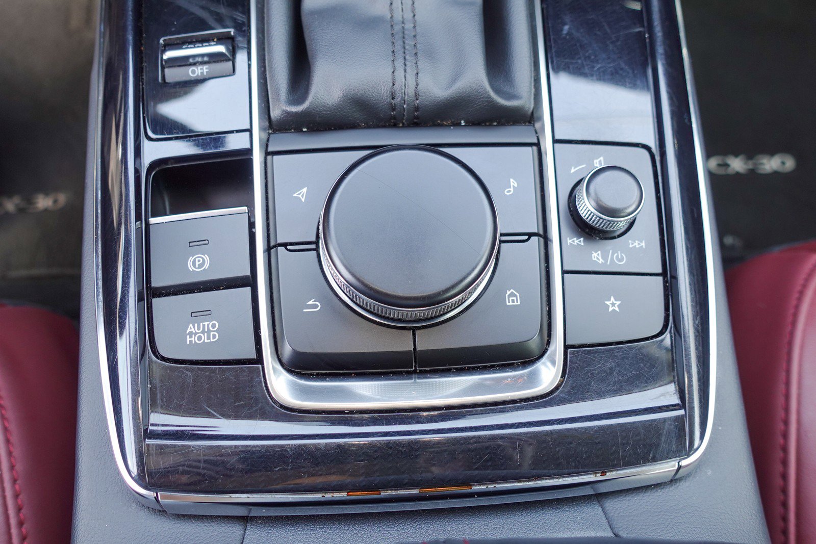 Certified 2025 MAZDA CX-30 AWD 2.5 S w/ Preferred Package image 19