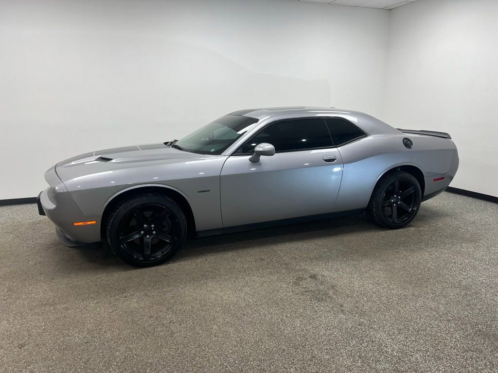 Used 2016 Dodge Challenger R/T w/ Blacktop Package image 20