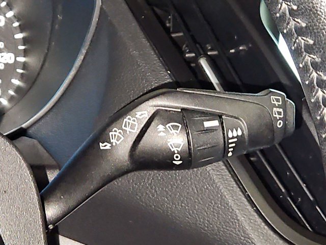 Used 2019 Ford Escape SEL FWD image 25