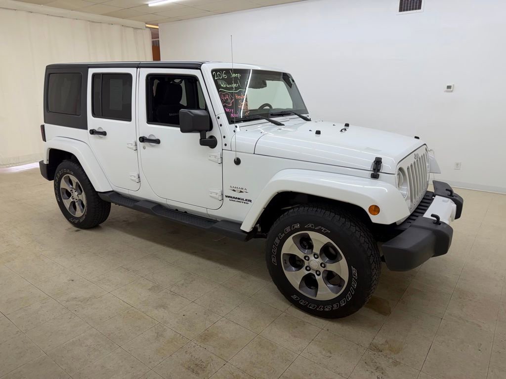 Used 2016 Jeep Wrangler Unlimited Sahara w/ Connectivity Group image 7