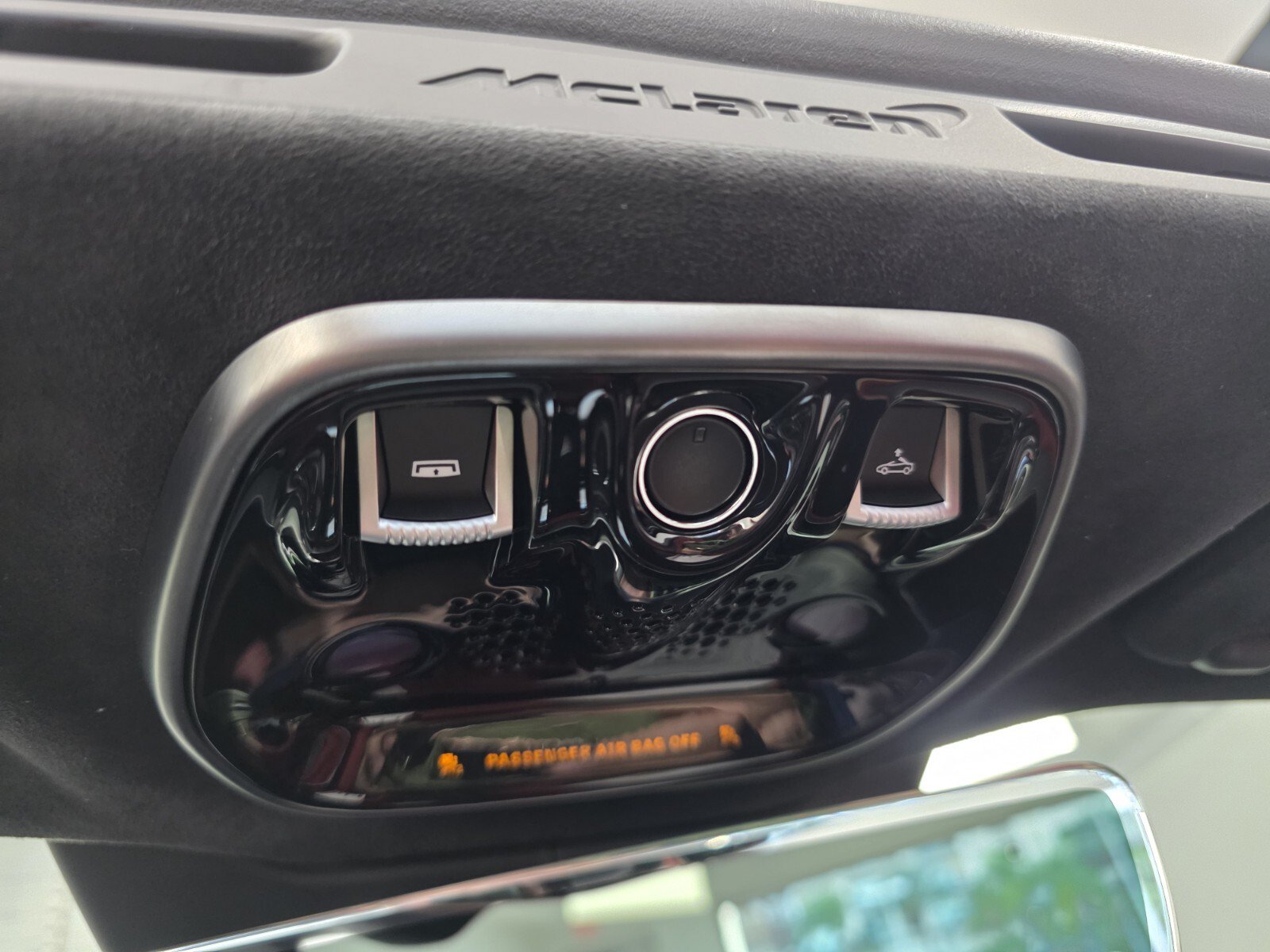 New 2026 McLaren Artura Spider RWD image 18