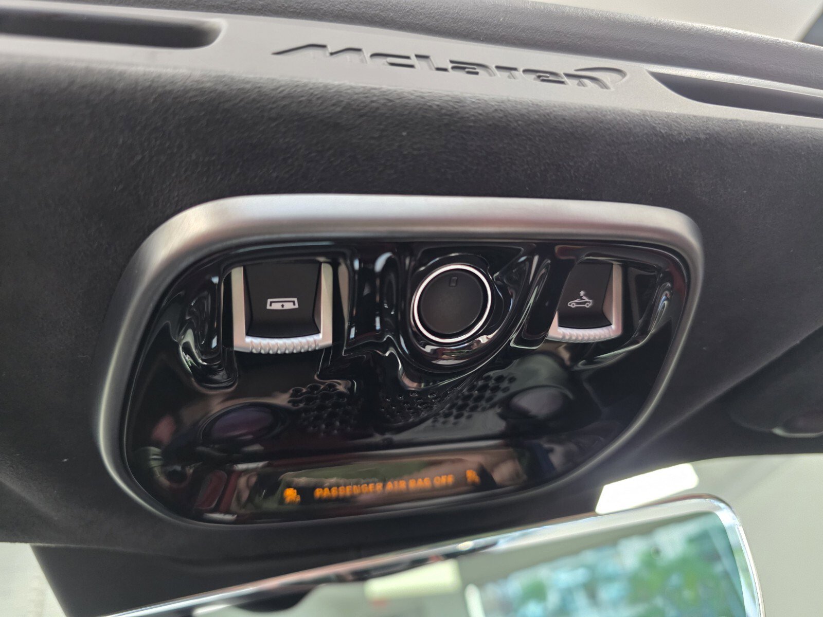 New 2026 McLaren Artura Spider image 18