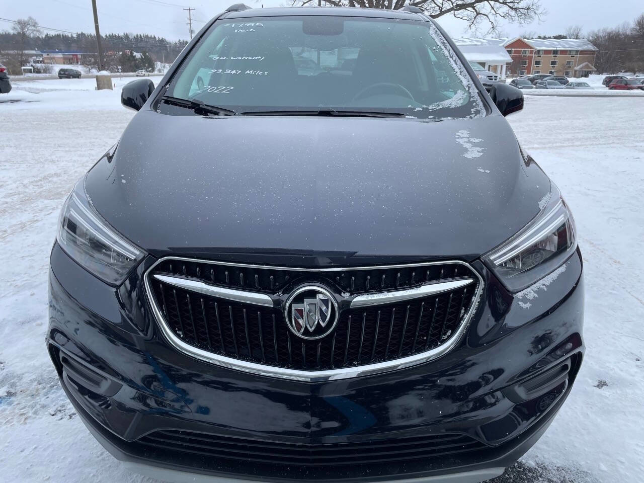 Used 2022 Buick Encore Preferred w/ Safety Package image 2