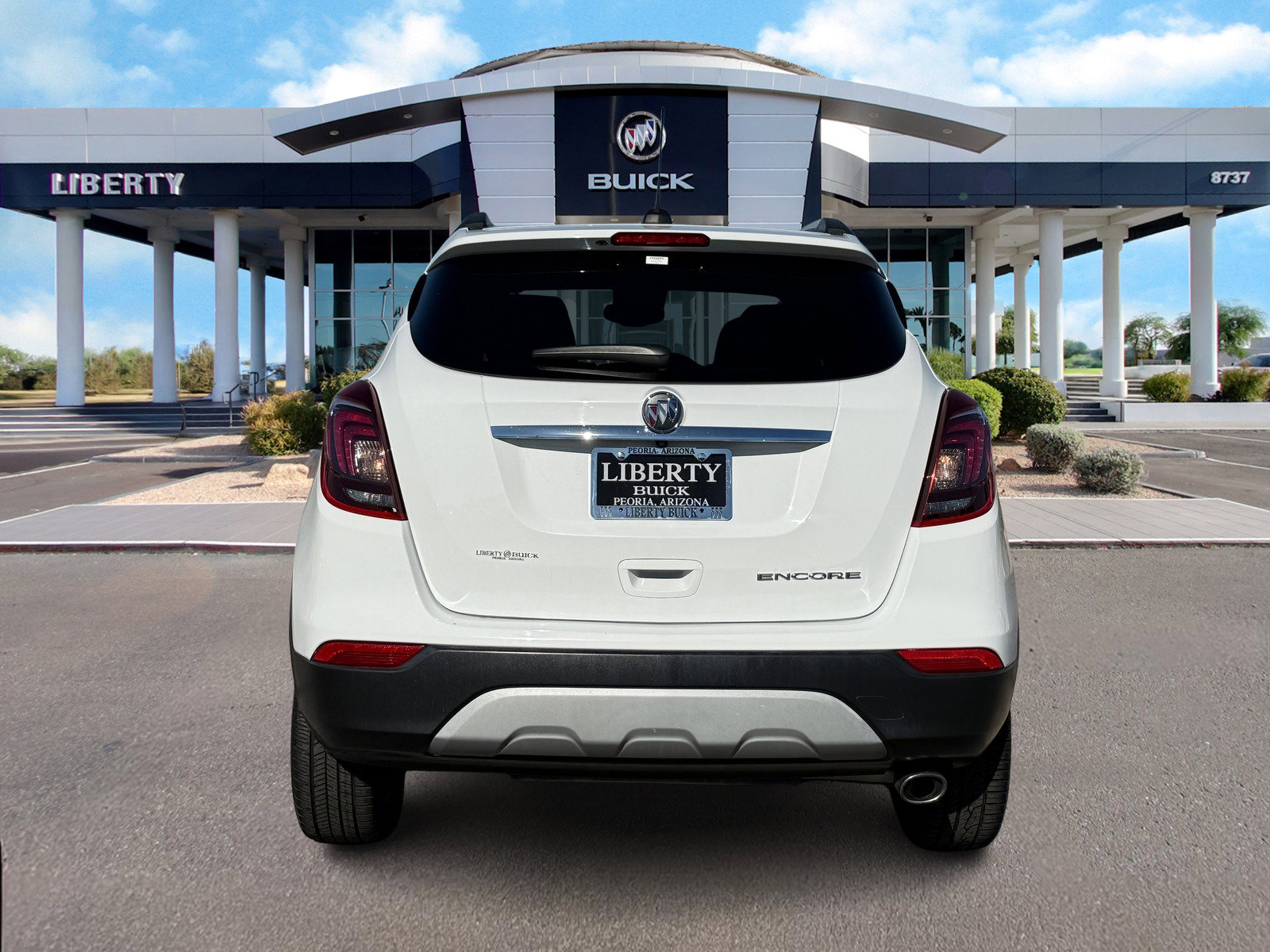 Used 2019 Buick Encore Essence image 5