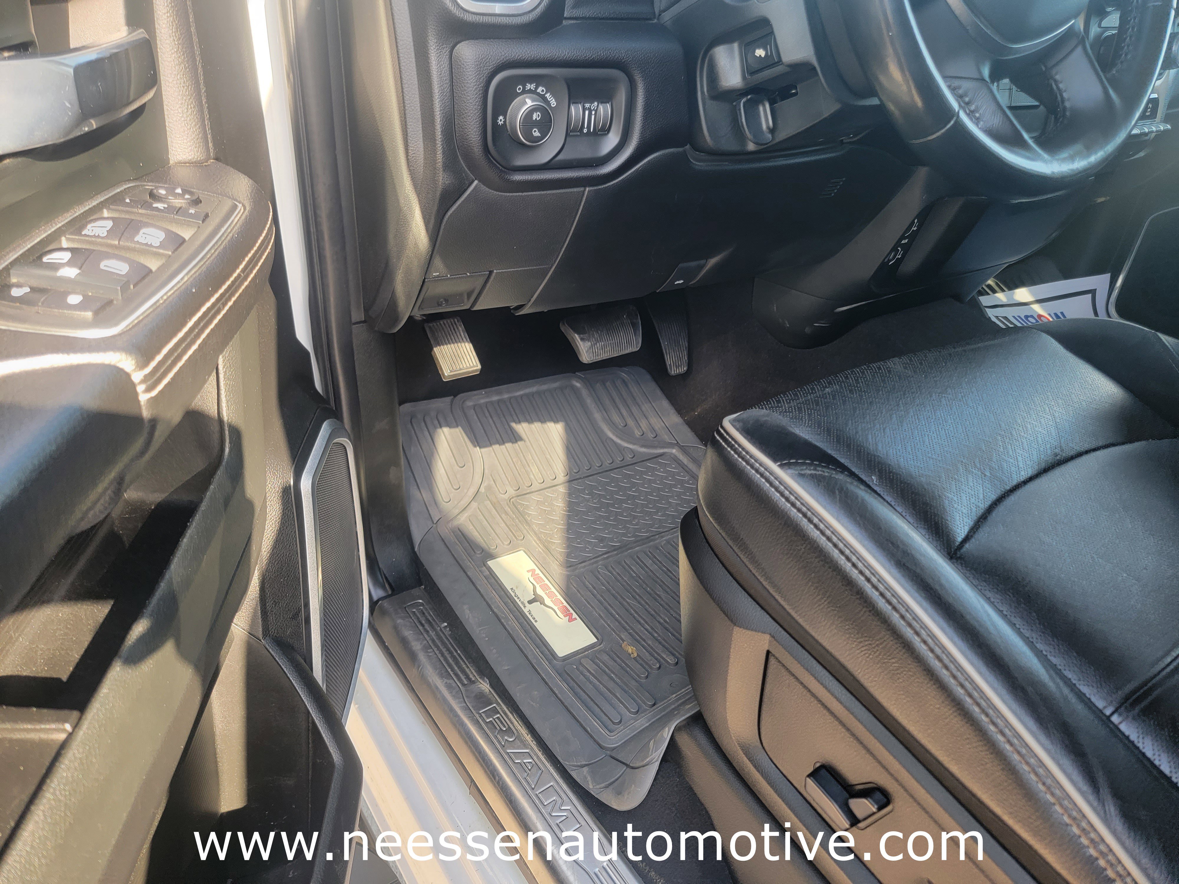 Used 2020 RAM 2500 Laramie image 14