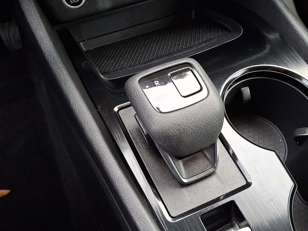 Used 2023 Nissan Rogue SV image 15