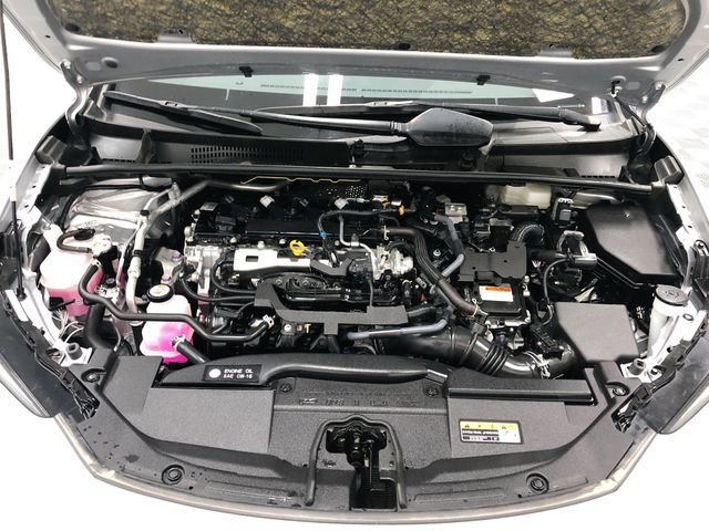 Used 2024 Toyota Prius XLE FWD image 24