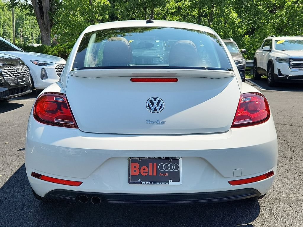 Used 2017 Volkswagen Beetle 1.8T Classic FWD image 11