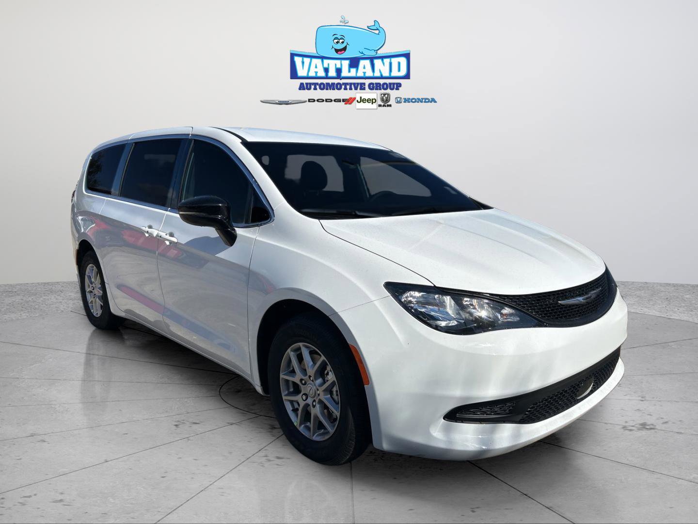 New 2026 Chrysler Voyager LX image 8