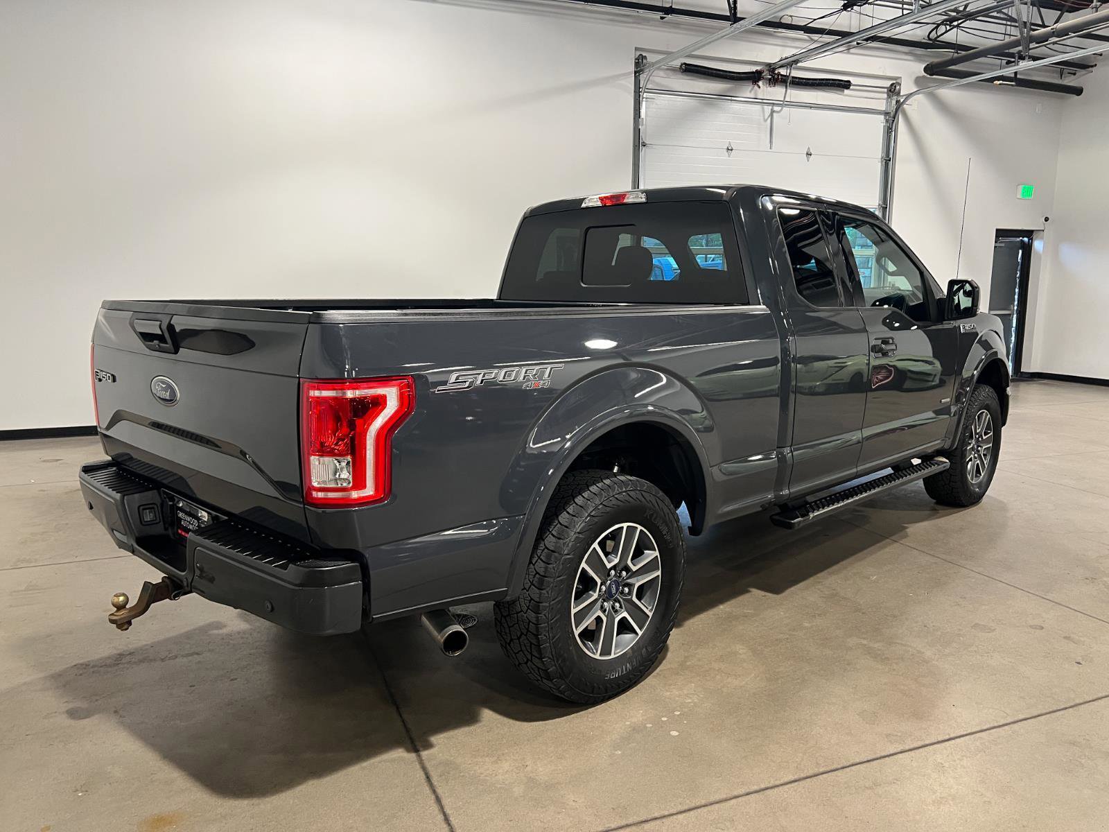 Used 2016 Ford F150 XLT w/ Equipment Group 302A Luxury AWD/4WD image 3