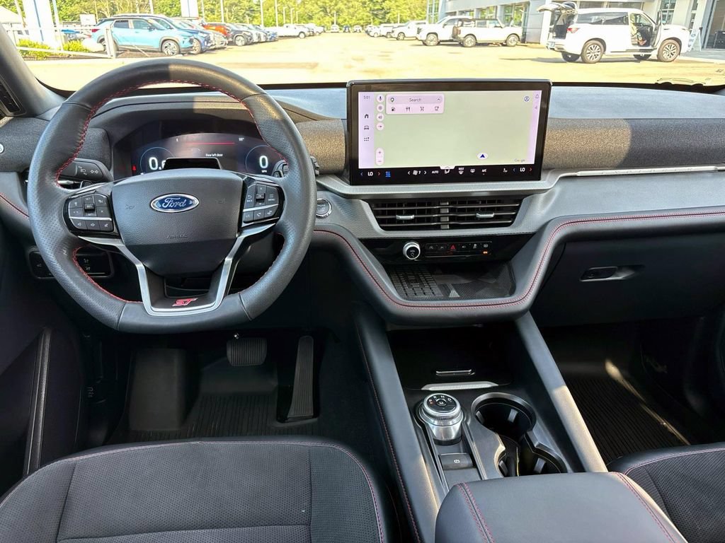 Used 2025 Ford Explorer ST AWD/4WD image 12