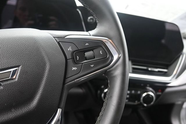 Certified 2025 Chevrolet Trax ACTIV FWD image 31