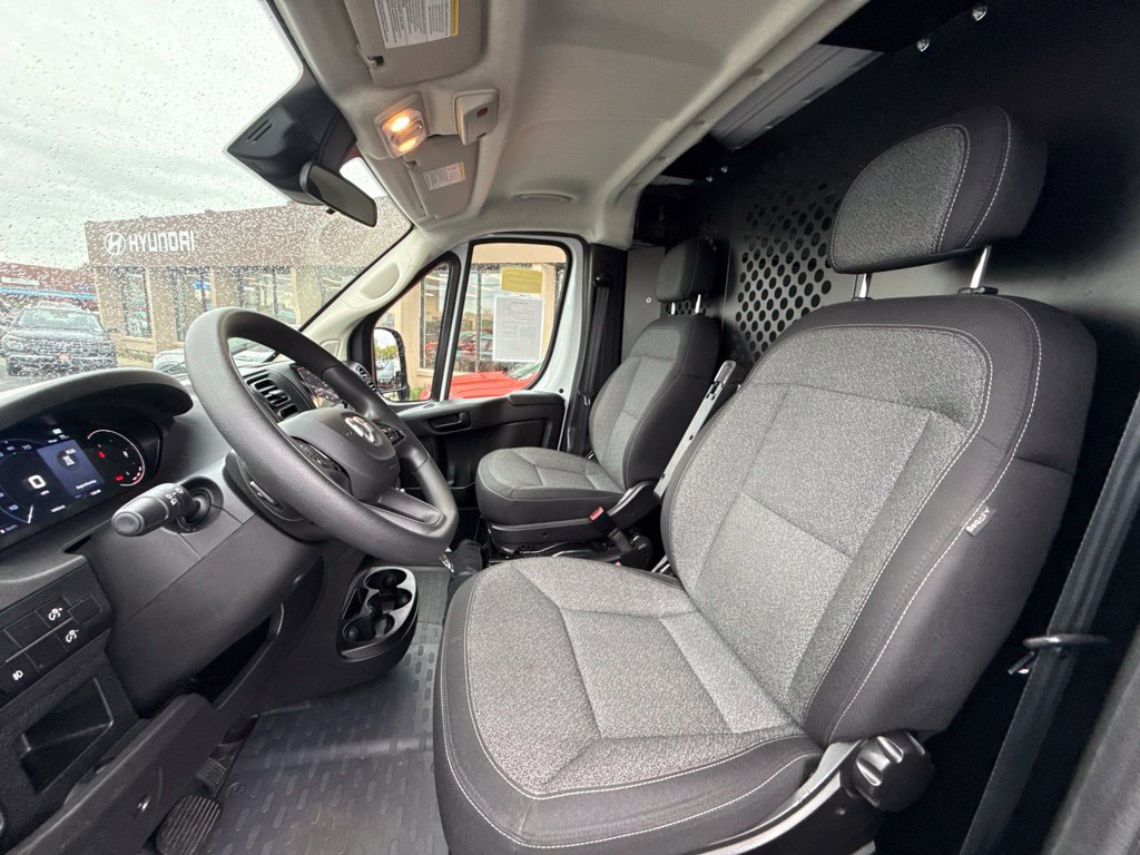 Used 2025 RAM ProMaster 2500 w/ U-Haul Equipment Group FWD image 20