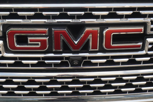 Used 2020 GMC Sierra 1500 Denali w/ Technology Package AWD/4WD image 45