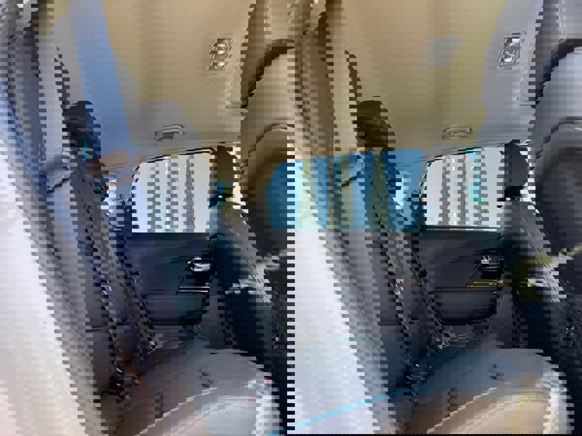 Used 2022 Kia Niro EX Premium w/ Cold Weather Package image 19