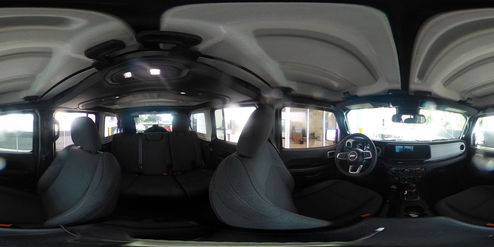 Used 2025 Jeep Wrangler Unlimited Sahara AWD/4WD image 42