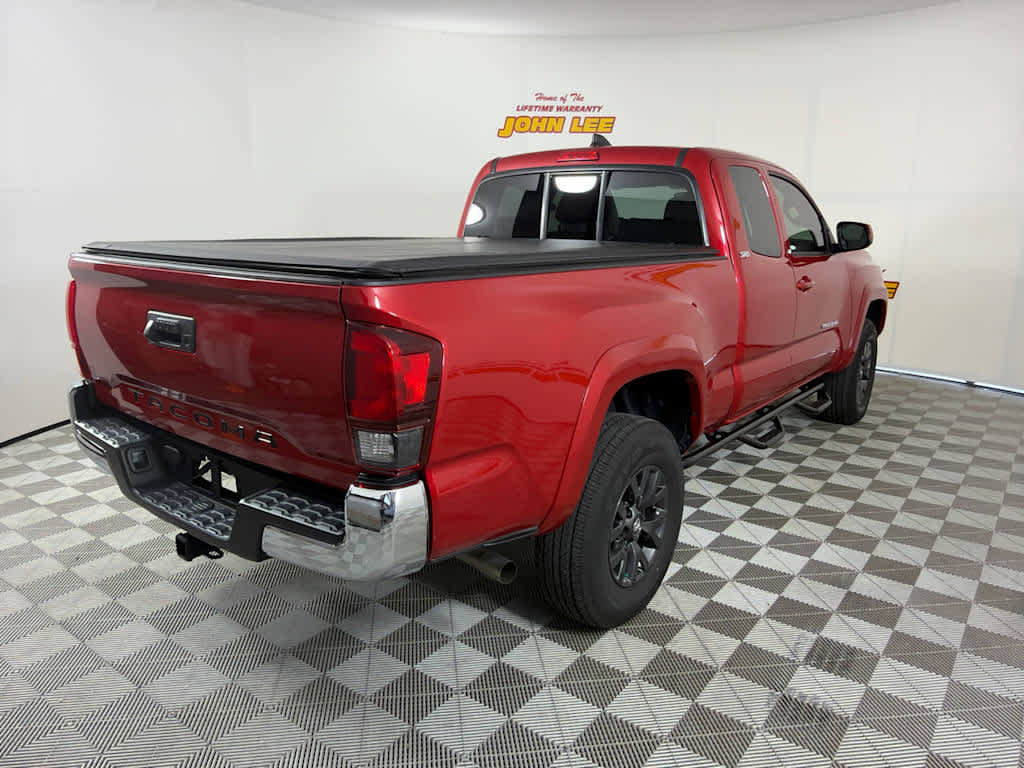 Used 2022 Toyota Tacoma SR5 w/ SR5 Appearance Package (SM) RWD image 5