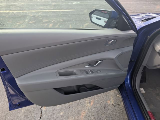 New 2026 Hyundai Elantra Blue image 15