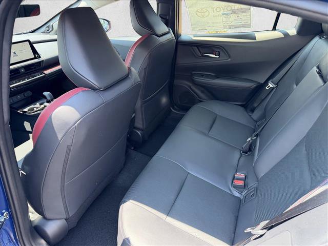 New 2026 Toyota Prius Plug-In Hybrid FWD image 9