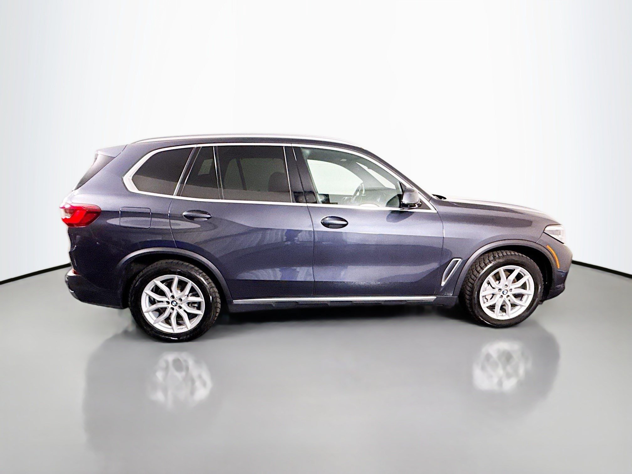Used 2020 BMW X5 xDrive40i w/ Parking Assistance Package AWD/4WD image 11