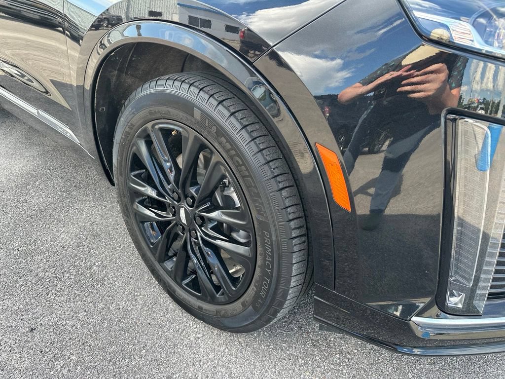 Used 2024 Cadillac XT6 Luxury AWD/4WD image 8
