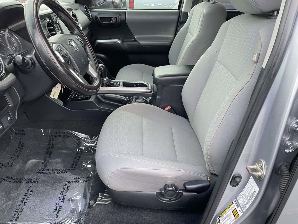 Used 2019 Toyota Tacoma SR5 image 28